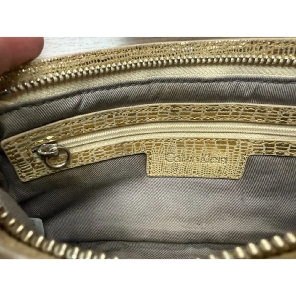 Y2K Glam Gold Metallic‎ Wristlet Clutch